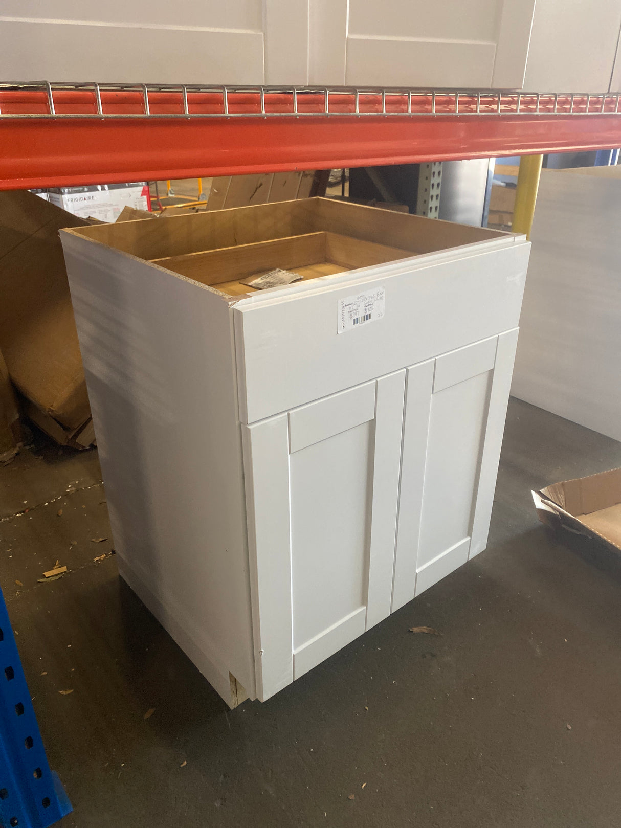 Shaker 27 in. W x 24 in. D x 34.5 in. H Assembled Base Kitchen Cabinet in Satin White