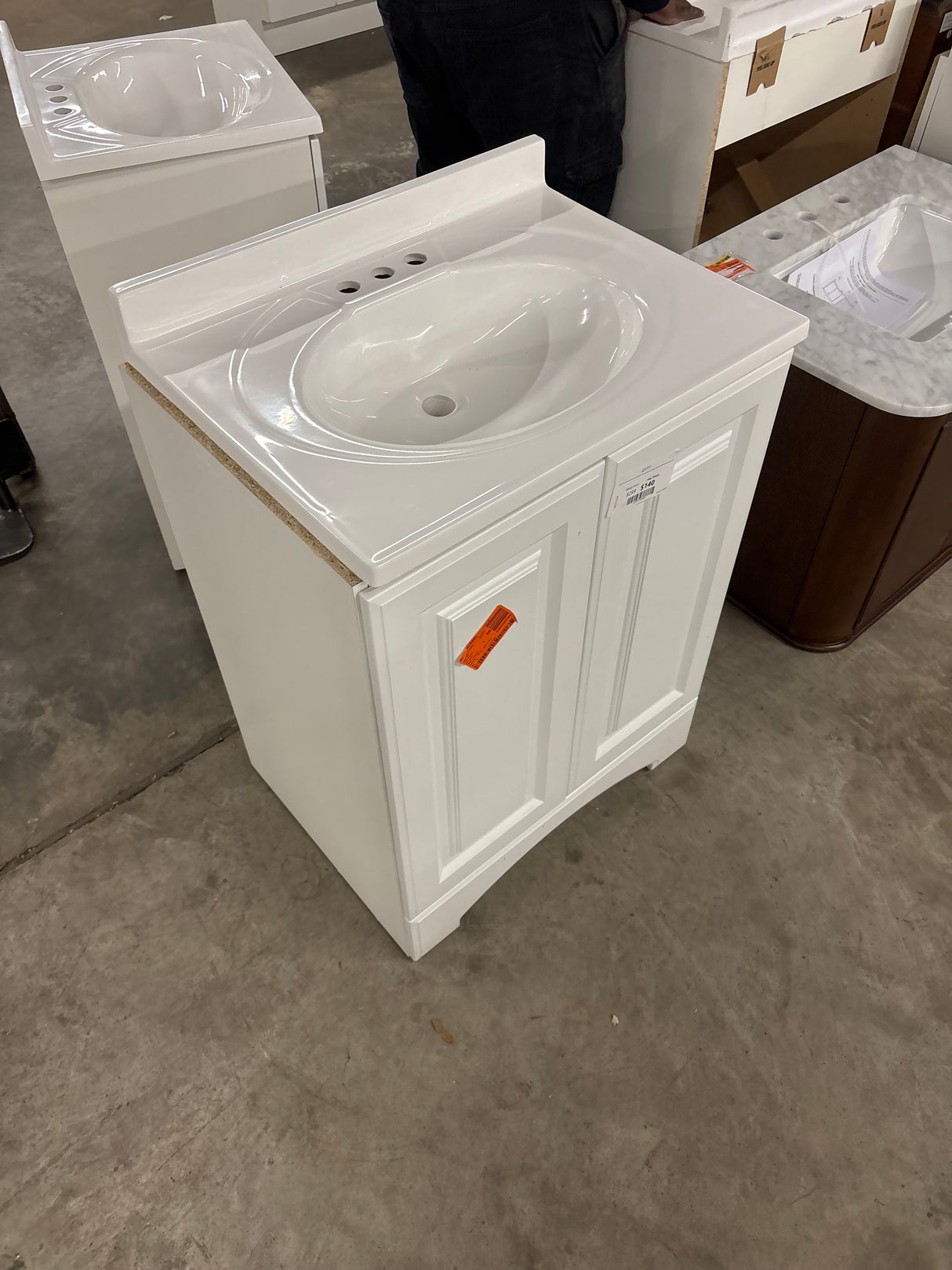 Everdean 25 in. W x 19 in. D x 34 in. H Single Sink Freestanding Bath Vanity in White with White Cultured Marble Top