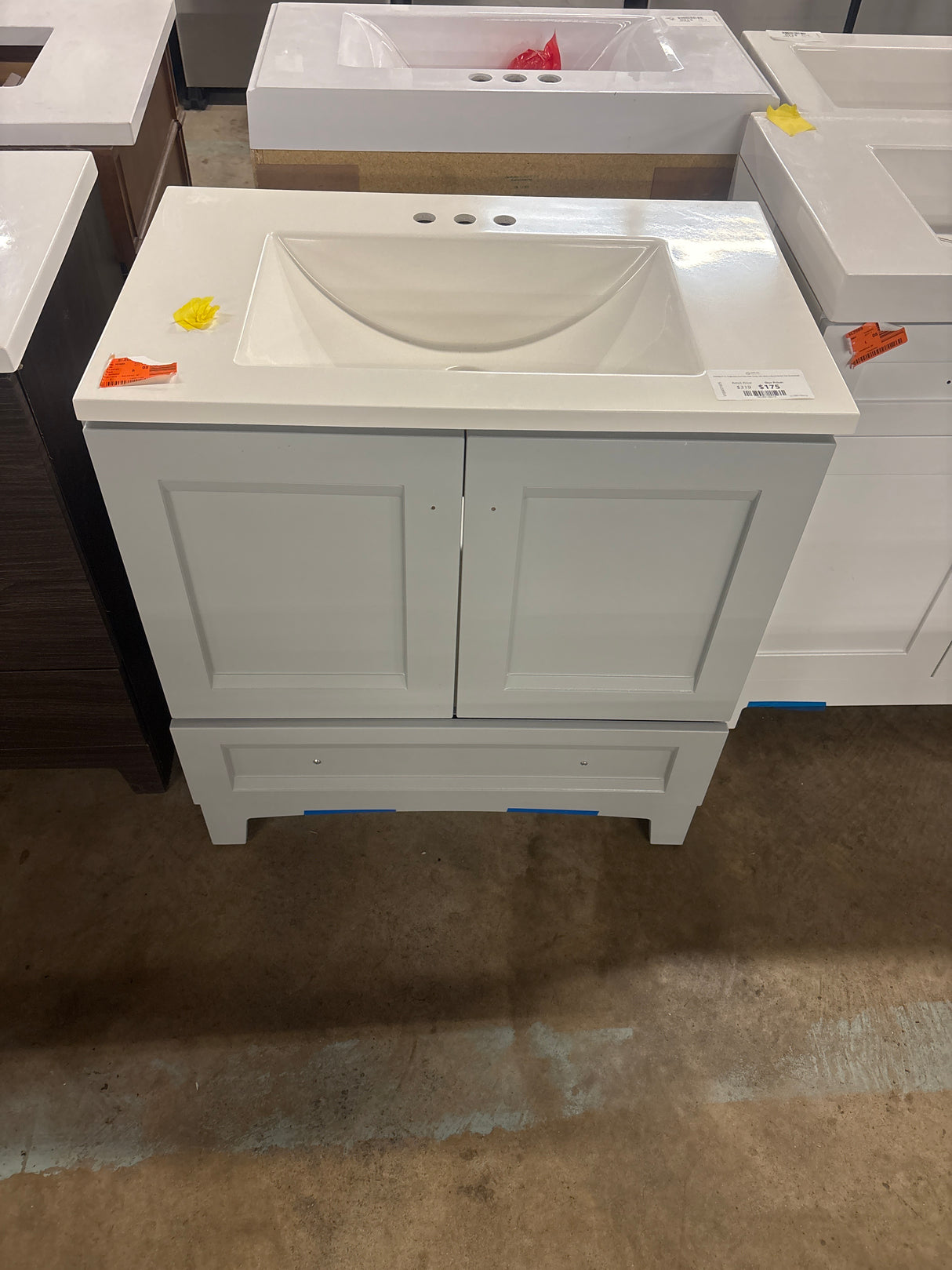 Delridge 31 in. Single Sink Pearl Gray Bath Vanity with White Cultured Marble Top (Assembled)