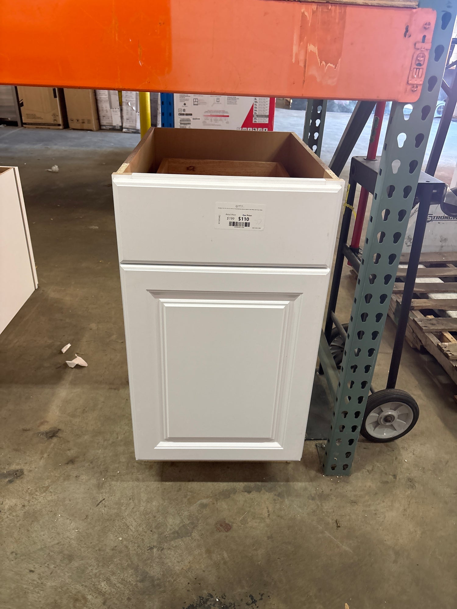 Hampton 18 in. W x 24 in. D x 34.5 in. H Assembled Base Kitchen Cabinet in Satin White with Drawer Glides