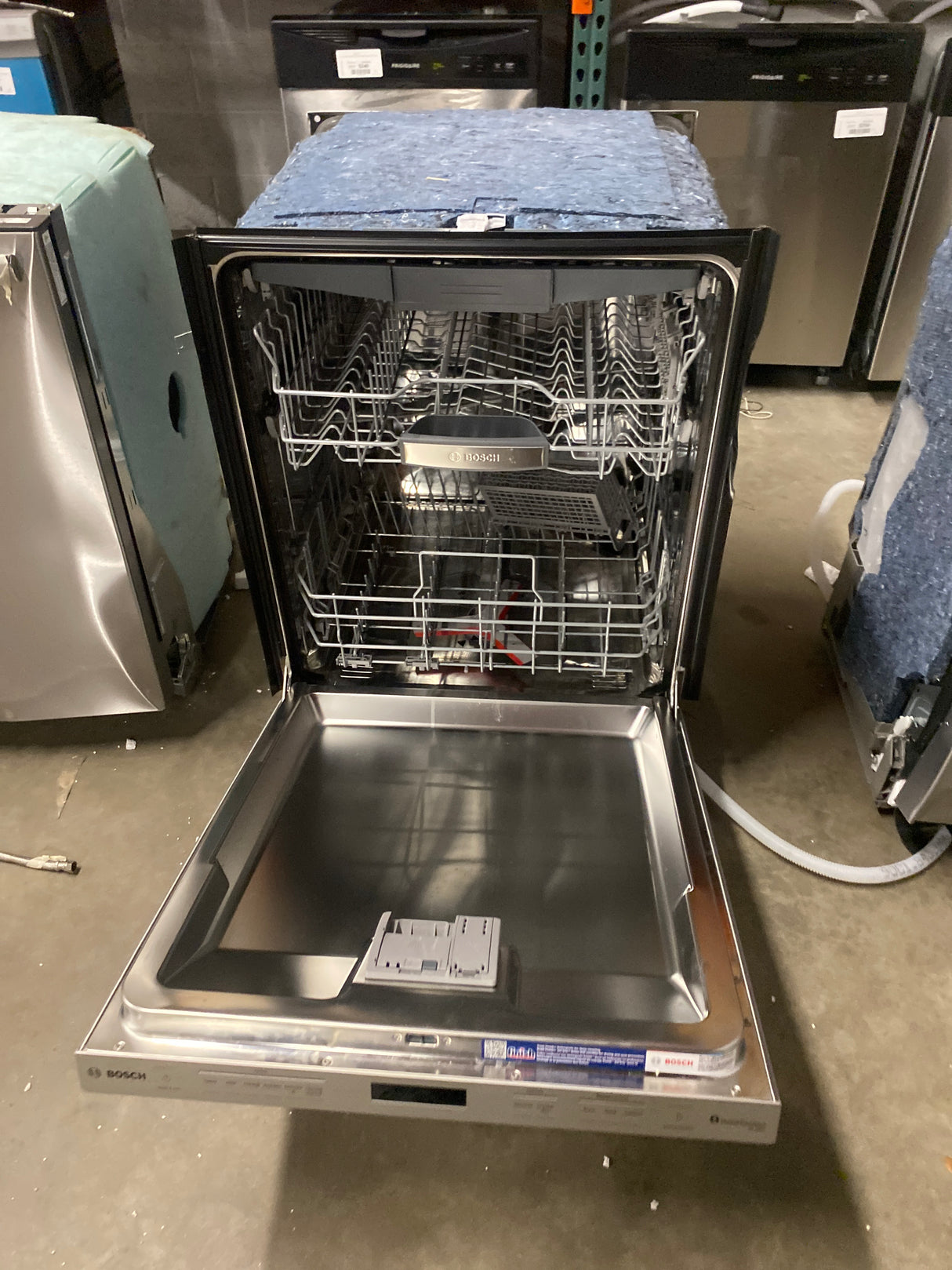 Bosch 800 Series Top Control Dishwasher with CrystalDry and TimeLight, 42dBA