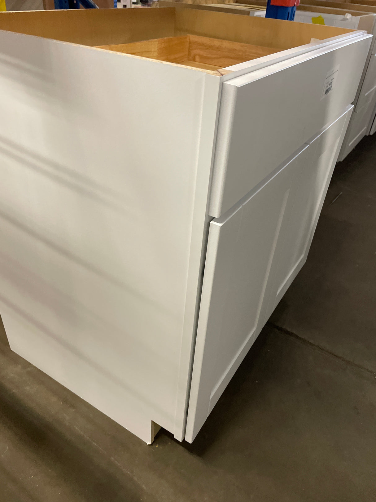 Shaker 33 in. W x 24 in. D x 34.5 in. H Assembled Base Cabinet in Satin White