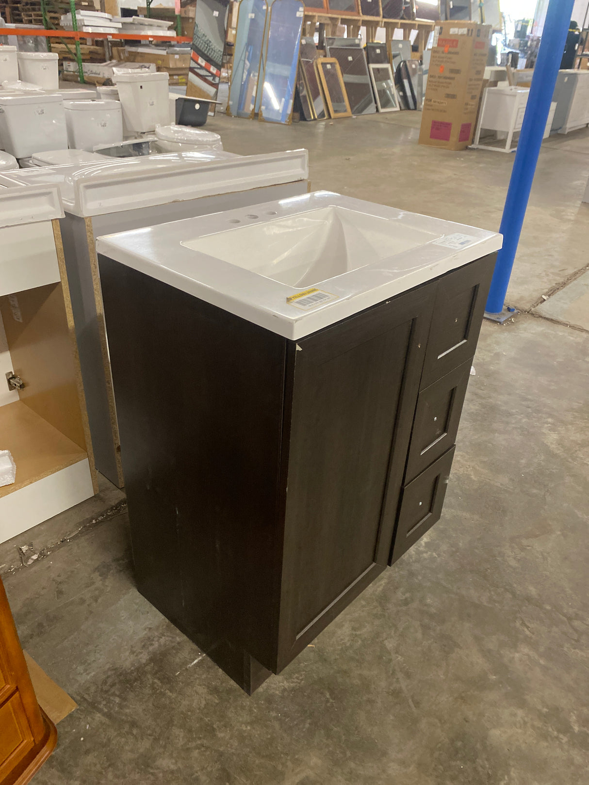 Bannister 25 in. Single Sink Dusk Bath Vanity with White Cultured Marble Top (Assembled)