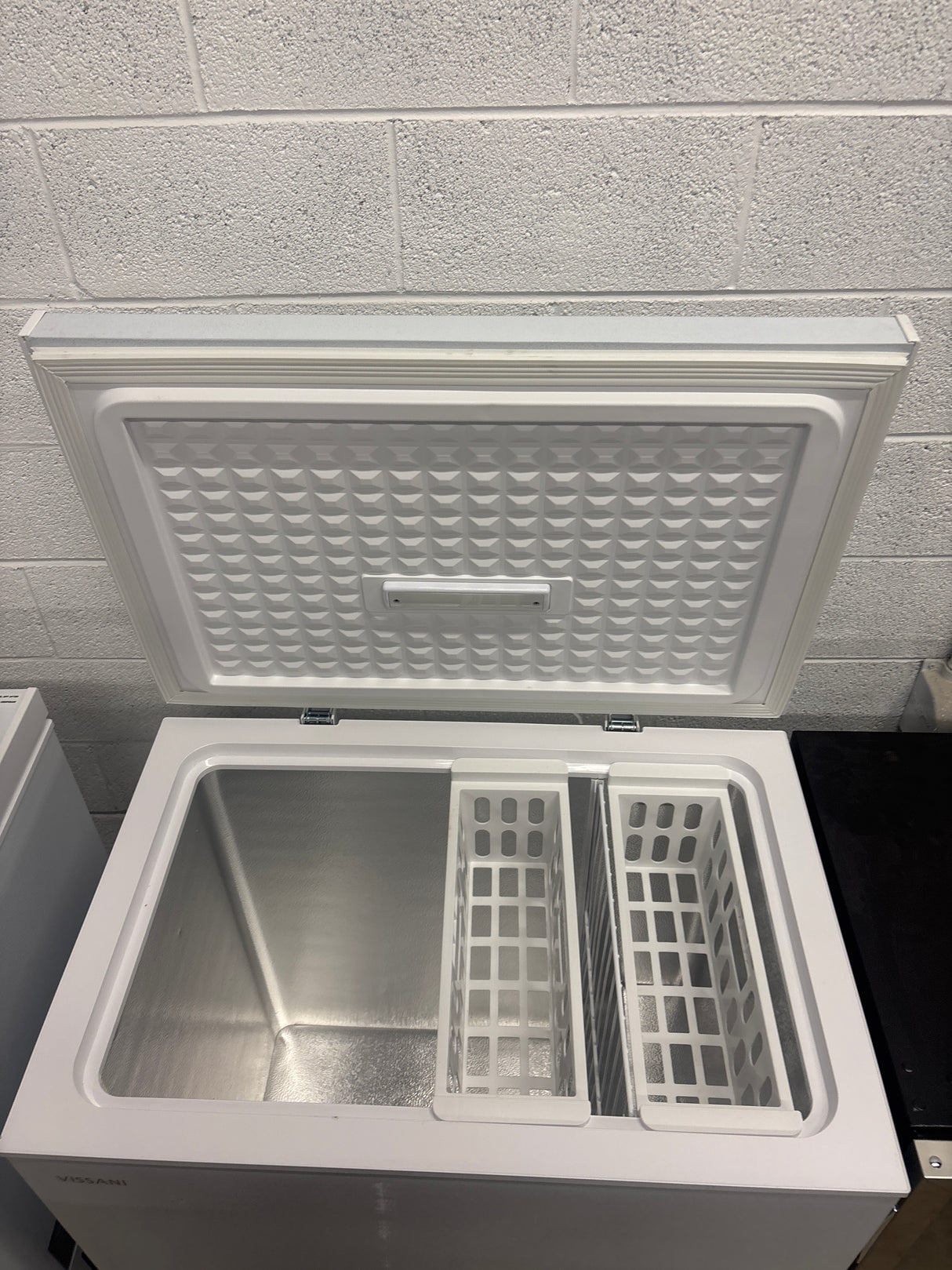 7.0 cu. ft. Manual Defrost Chest Freezer with LED Light in White Garage Ready