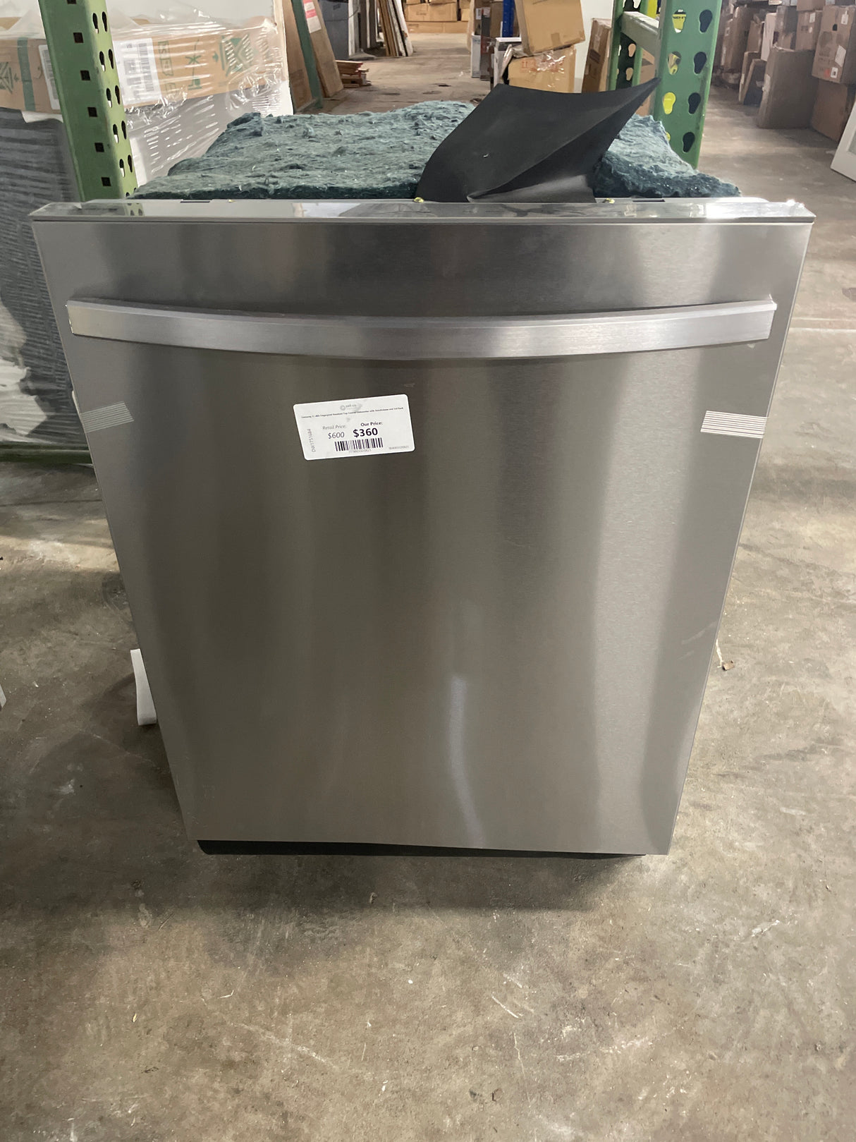 Samsung 51 dBA Fingerprint Resistant Top Control Dishwasher with AutoRelease and 3rd Rack