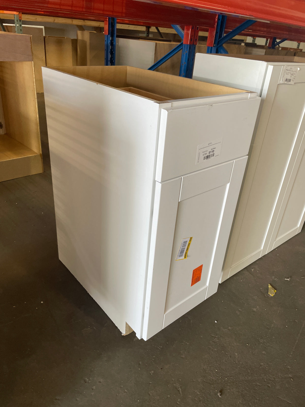 Shaker Satin White Stock Assembled Base Kitchen Cabinet with Ball-Bearinge Drawer Glides (15 in. x 34.5 in. x 24 in.)