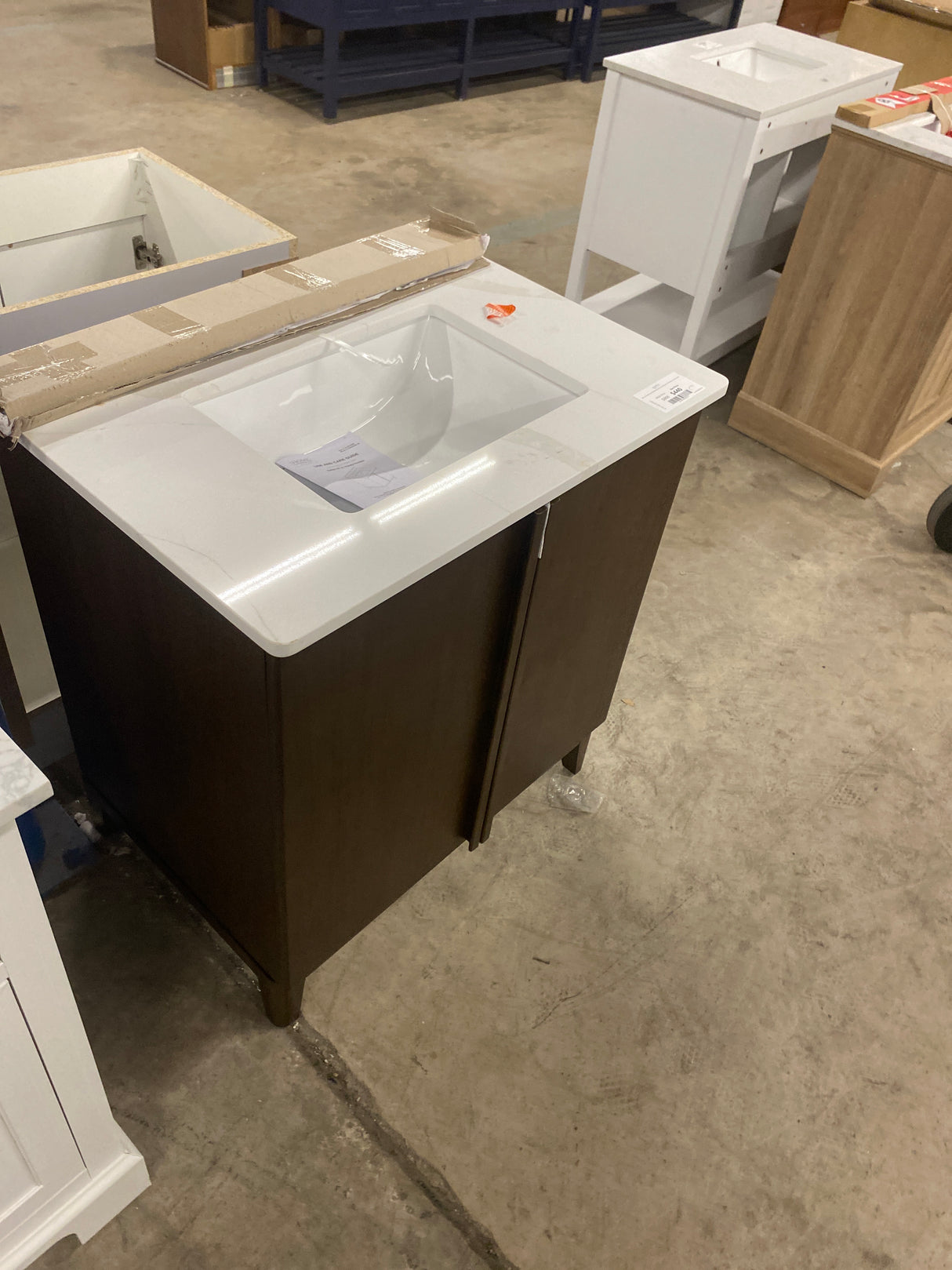 Sellan 31 in. Single Sink Freestanding Bathroom Vanity in Dark Walnut with Calacatta White Quartz Top (Assembled)