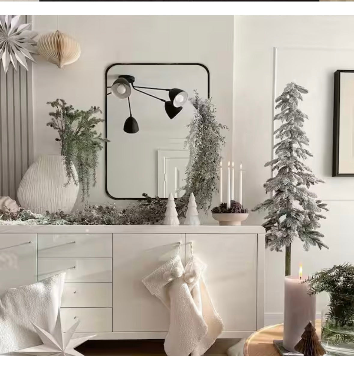 22 in. W x 30 in. H Modern Rectangular Aluminum Alloy Black Rounded Corner Wall Mirror/Decorative Mirror