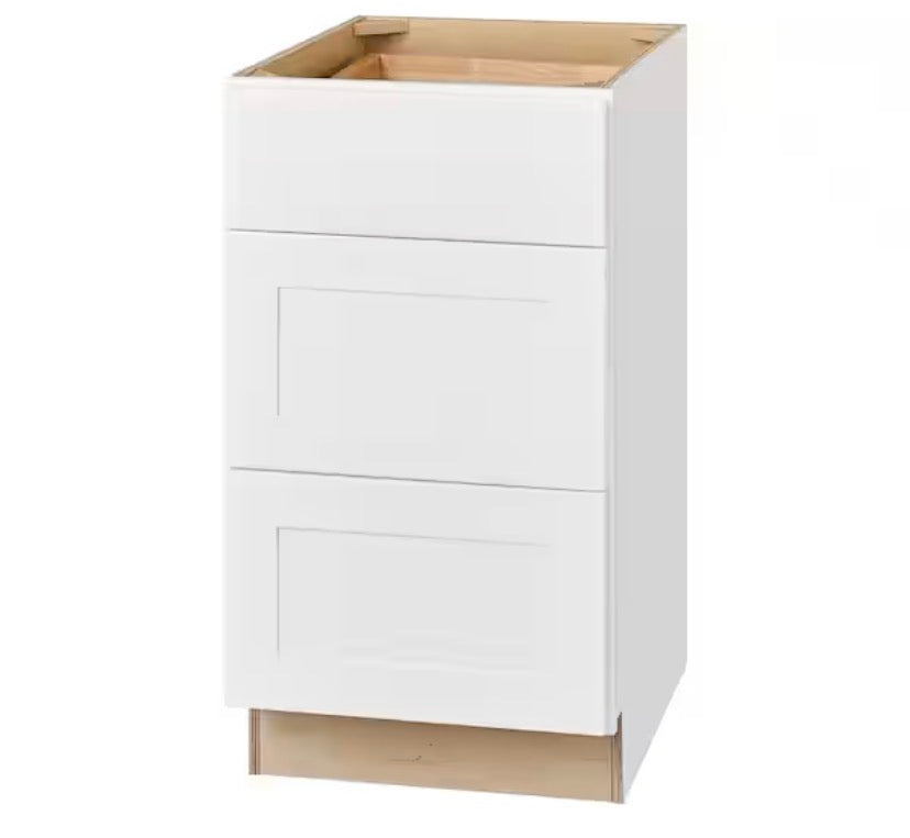 Avondale Shaker Alpine White Quick Assemble Plywood 18 in Drawer Base Kitchen Cabinet (18 in W x 24 in D x 34.5 in H)