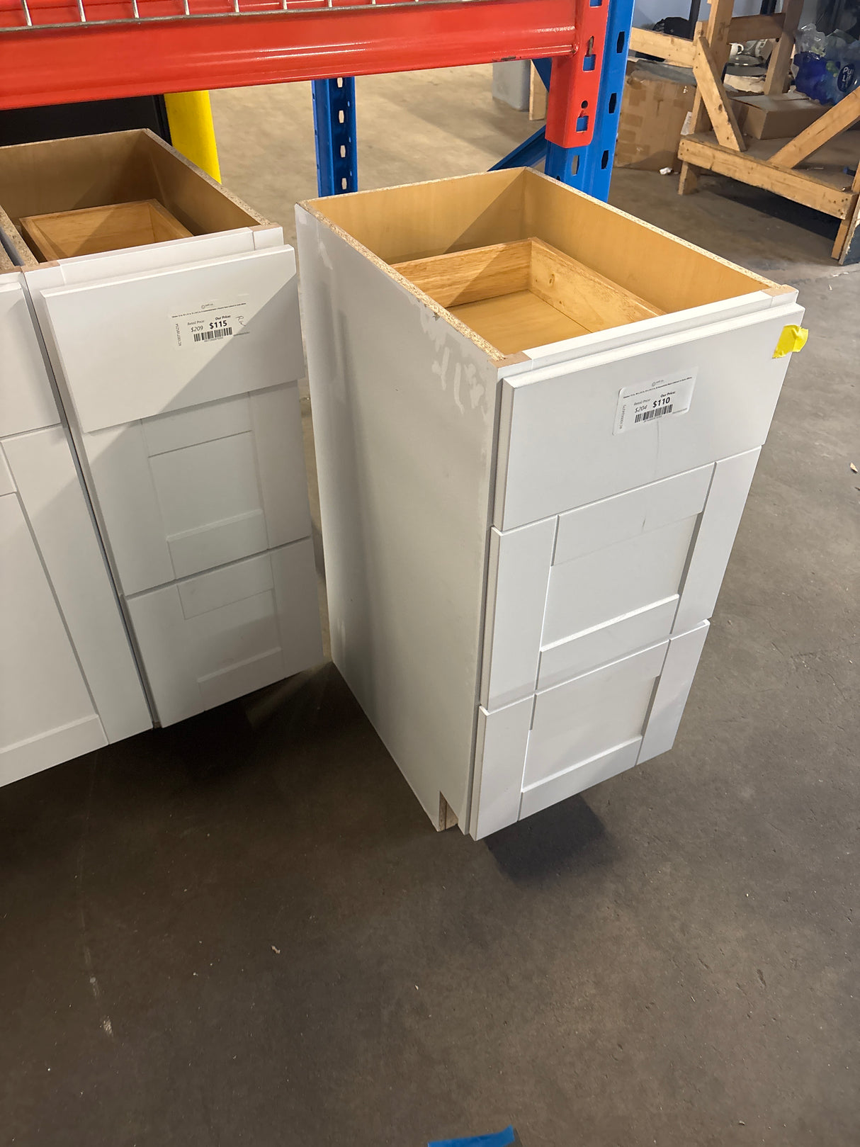 Shaker 15 in. W x 24 in. D x 34.5 in. H Assembled Base Cabinet in Satin White