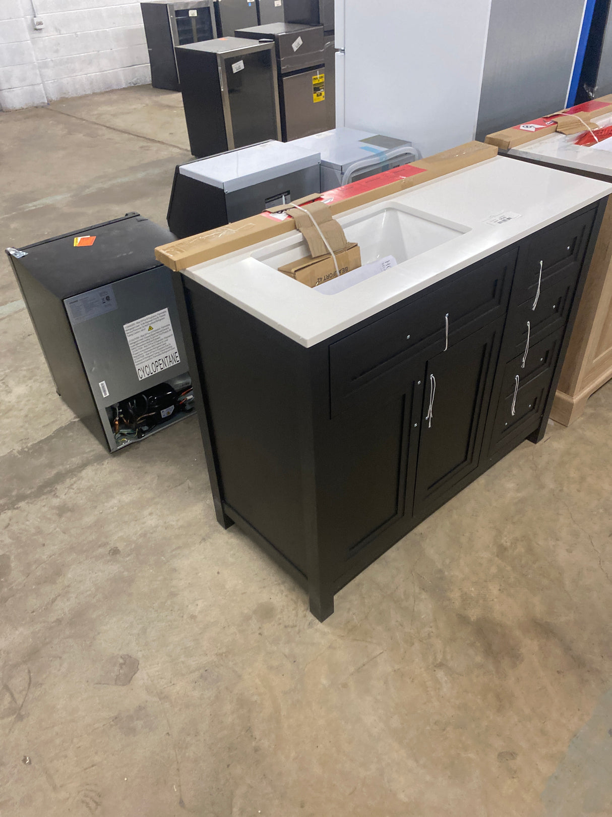 Beaufort 42 in. W x 19 in. D x 34 in. H Single Sink Bath Vanity in Ebony Wood with White Engineered Stone Top