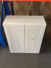 Load image into Gallery viewer, Cambridge Shaker Assembled 24x30x12 in. Wall Cabinet with 1 Soft Close Door in White
