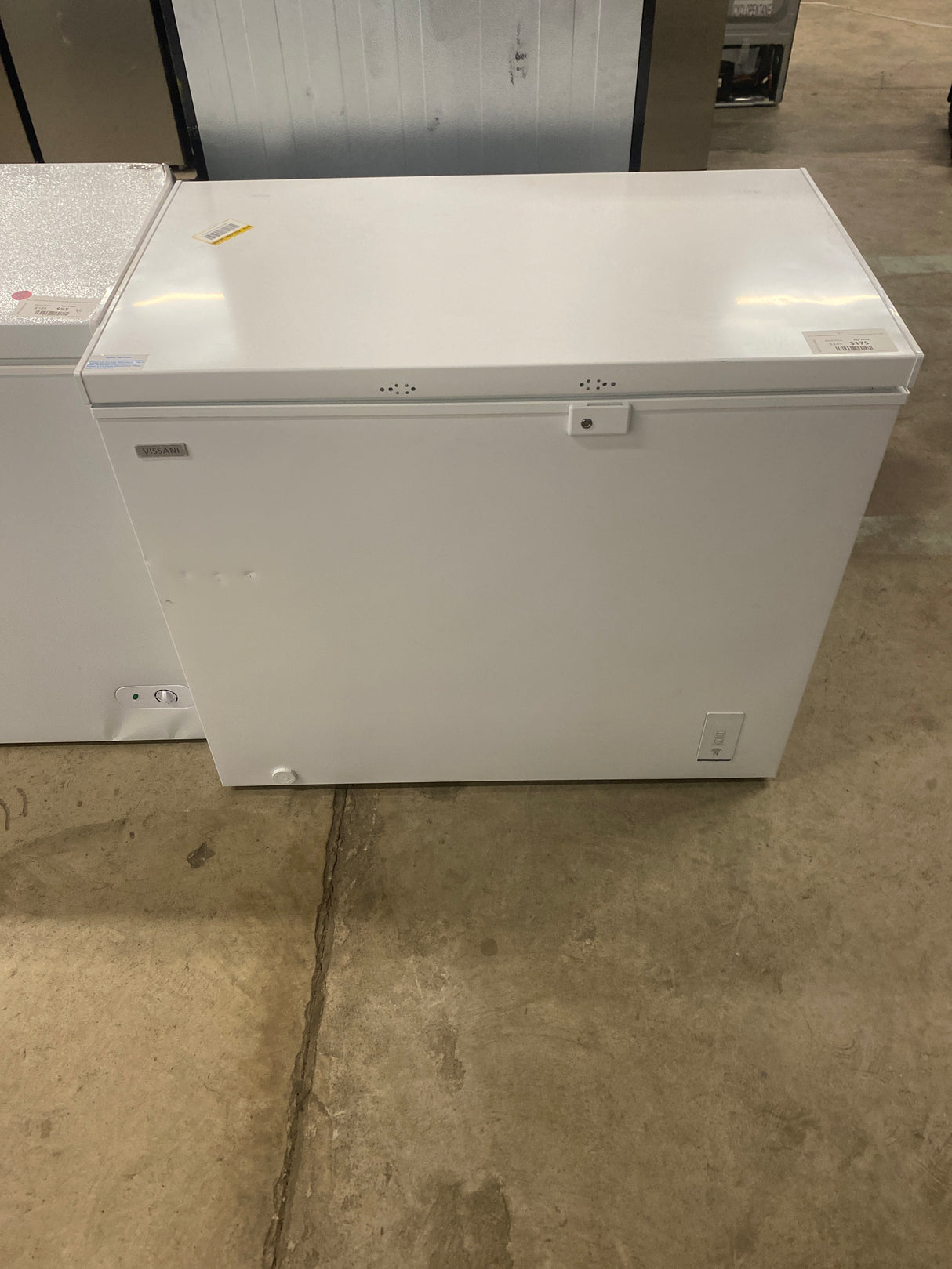 8.8 cu. ft. Hubspace Powered Manual Defrost Convertible Chest Freezer with LED Light in White