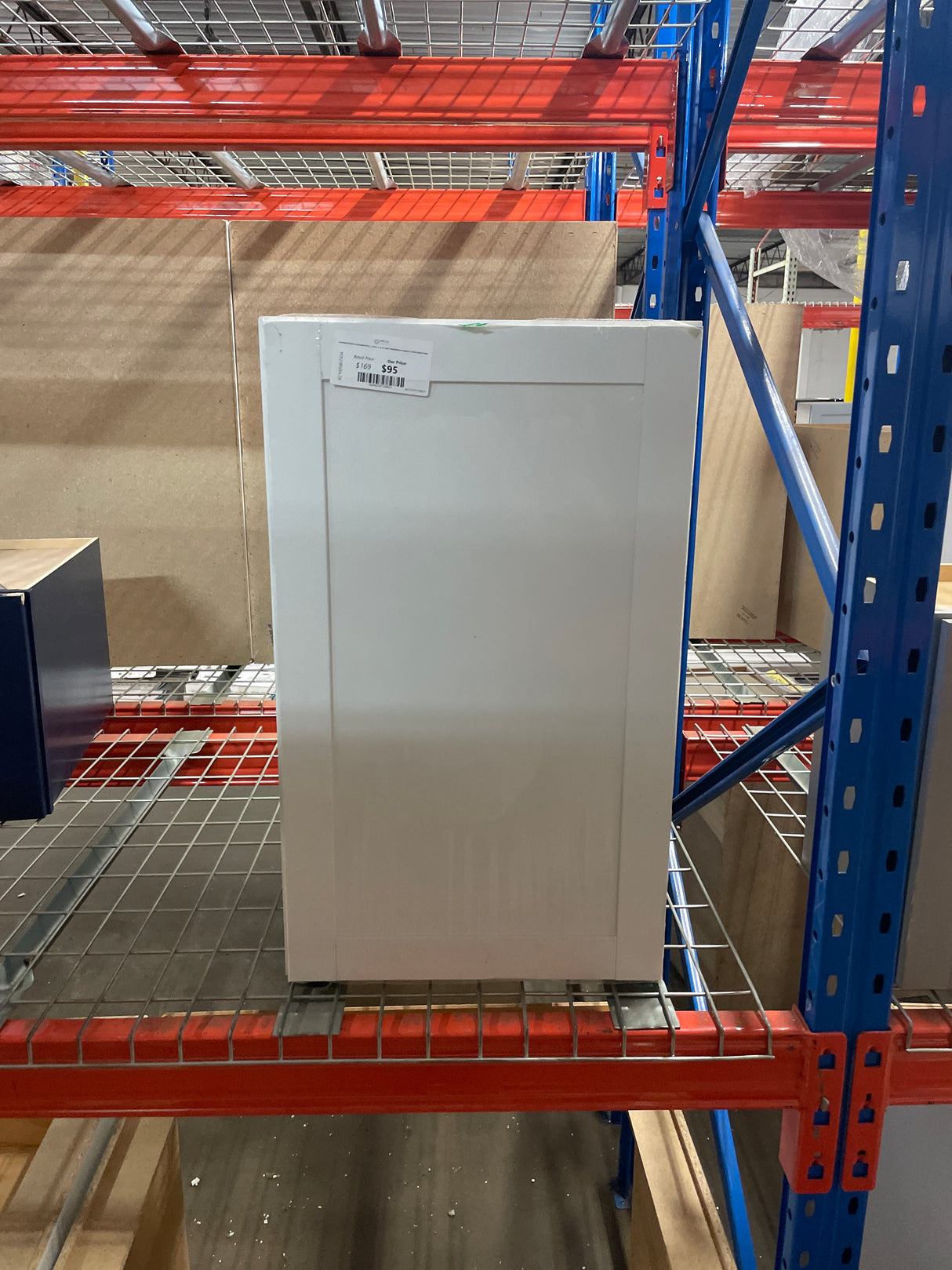 Courtland Shaker Assembled 30 in. x 18 in. x 12 in. Stock Wall Kitchen Cabinet in Polar White Finish
