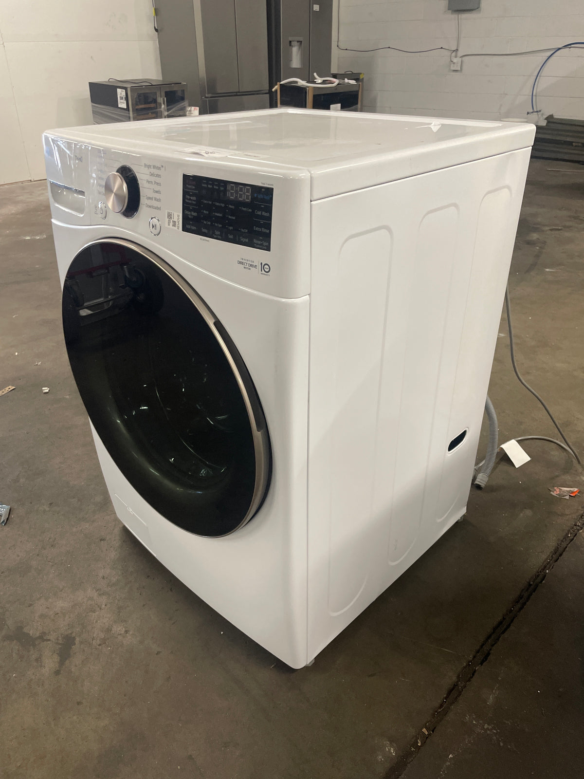 LG 4.5 cu. ft. Ultra Large Capacity Wi-Fi Enabled Front Load Washer with TurboWash 360° and Built-In Intelligence