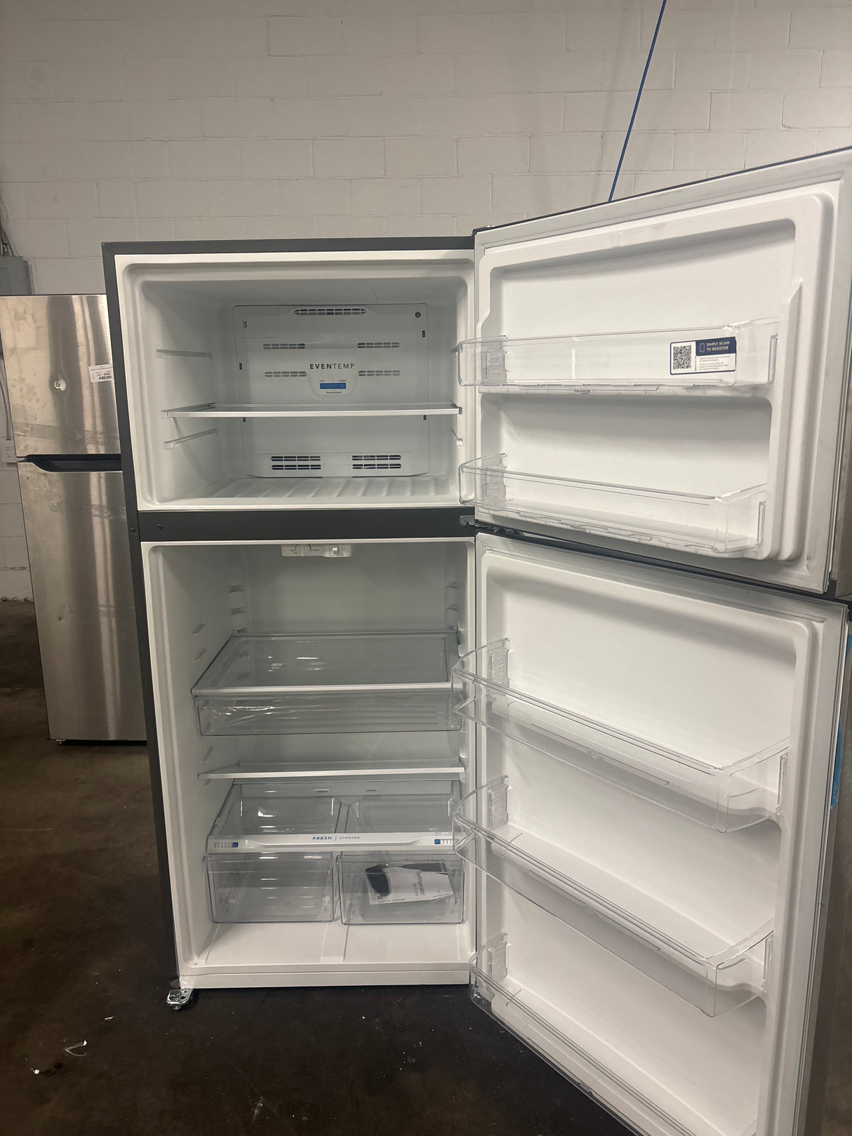 Frigidaire 20 cu. ft. Garage Ready Top Freezer Refrigerator