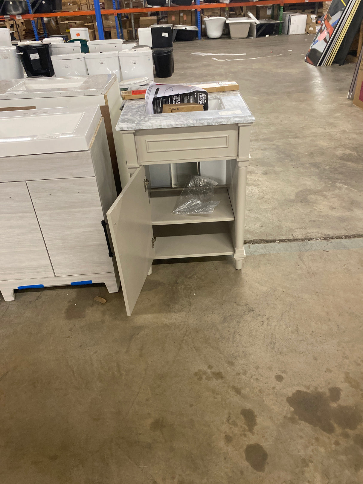 Aberdeen 24 in. Single Sink Greige Bath Vanity with Carrara Marble Top (Assembled)