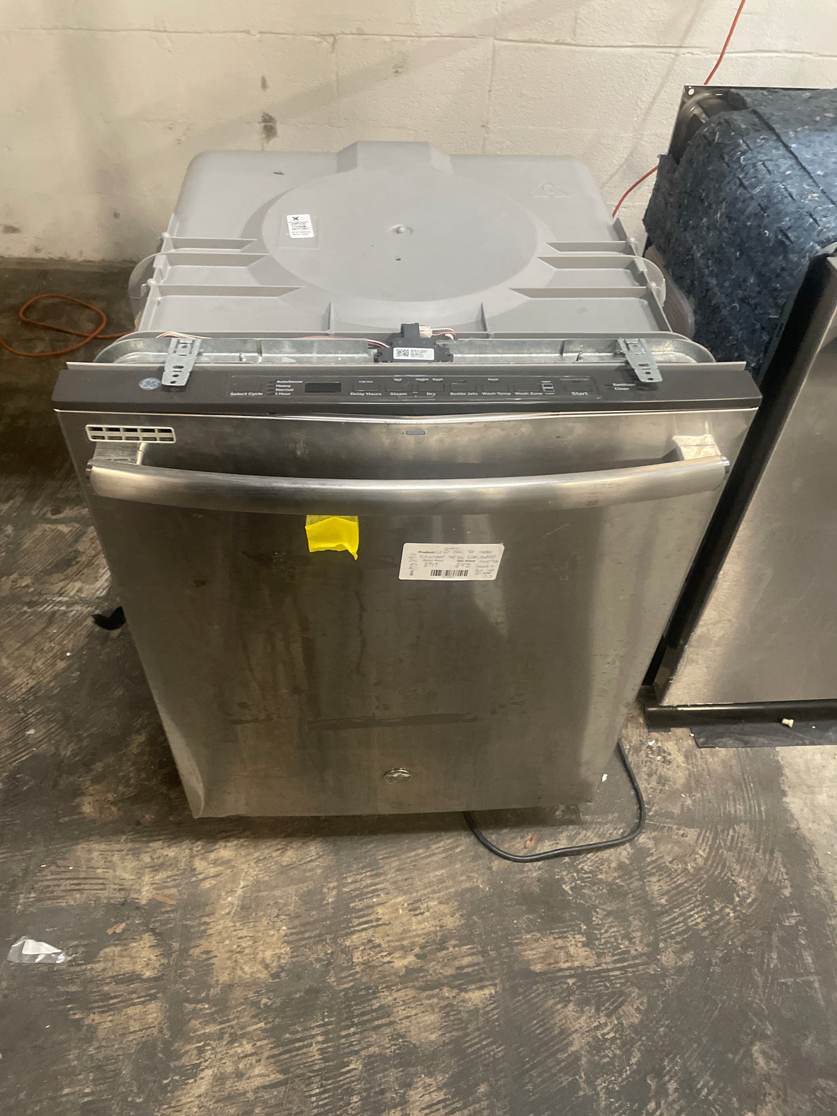 GE 47 dBa Top Control Dishwasher with 3rd Rack, Stainless Steel Tub, Steam + Sani Cycle, Dry Boost