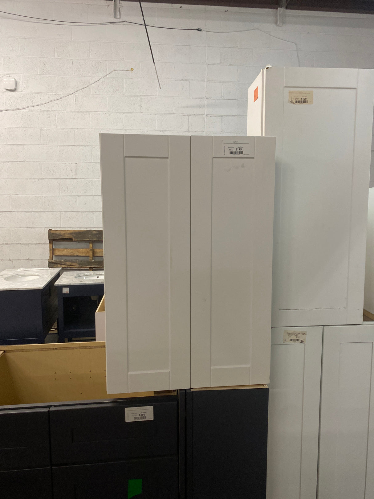 Arlington Vesper White Plywood Shaker Stock Assembled Wall Kitchen Cabinet Soft Close 24 in. W x 12 in. D x 36 in. H