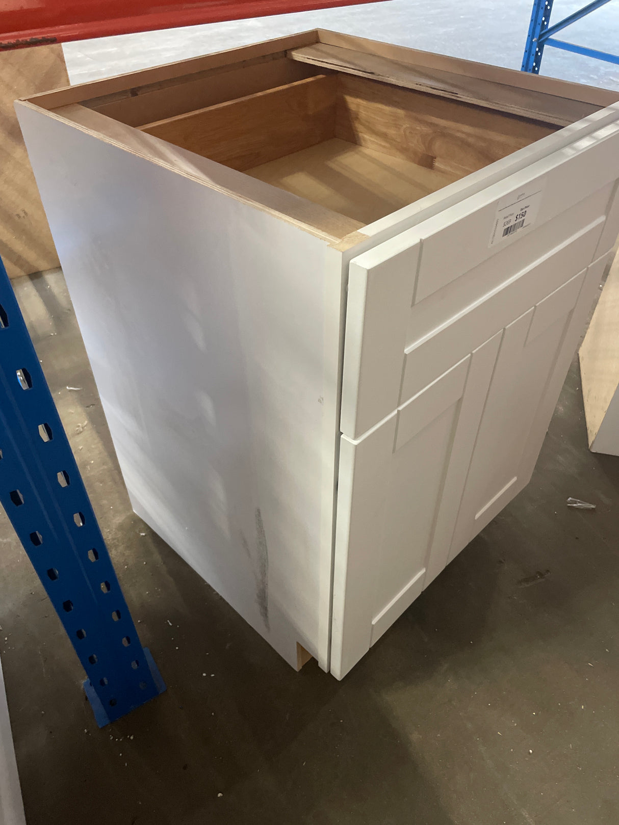 Arlington Vesper White Plywood Shaker Stock Assembled Base Kitchen Cabinet Soft Close 24 in. W x 24 in. D x 34.5 in. H