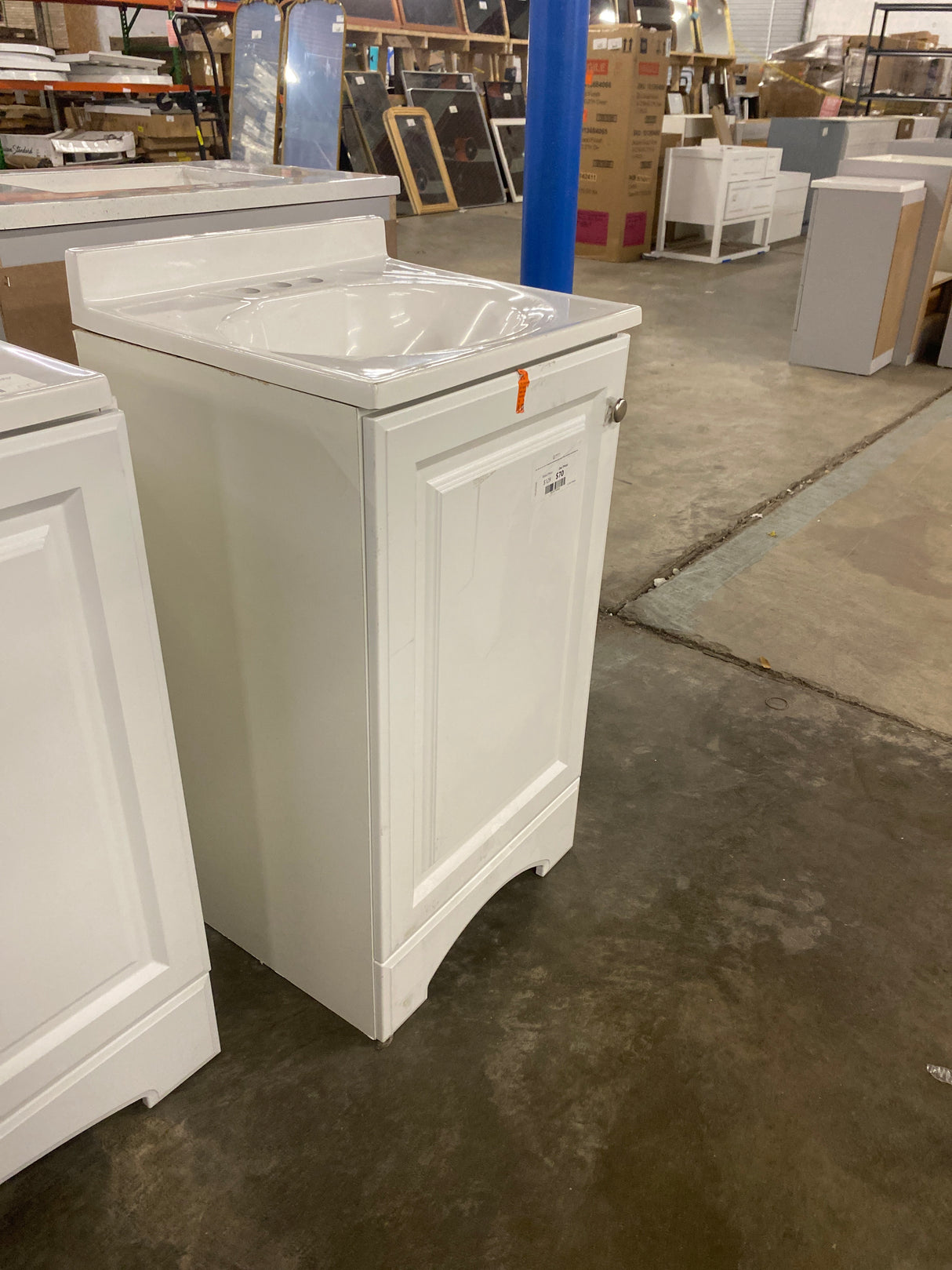 19 in. W x 18 in. D x 34 in. H Single Sink Freestanding Bath Vanity in White with White Cultured Marble Top