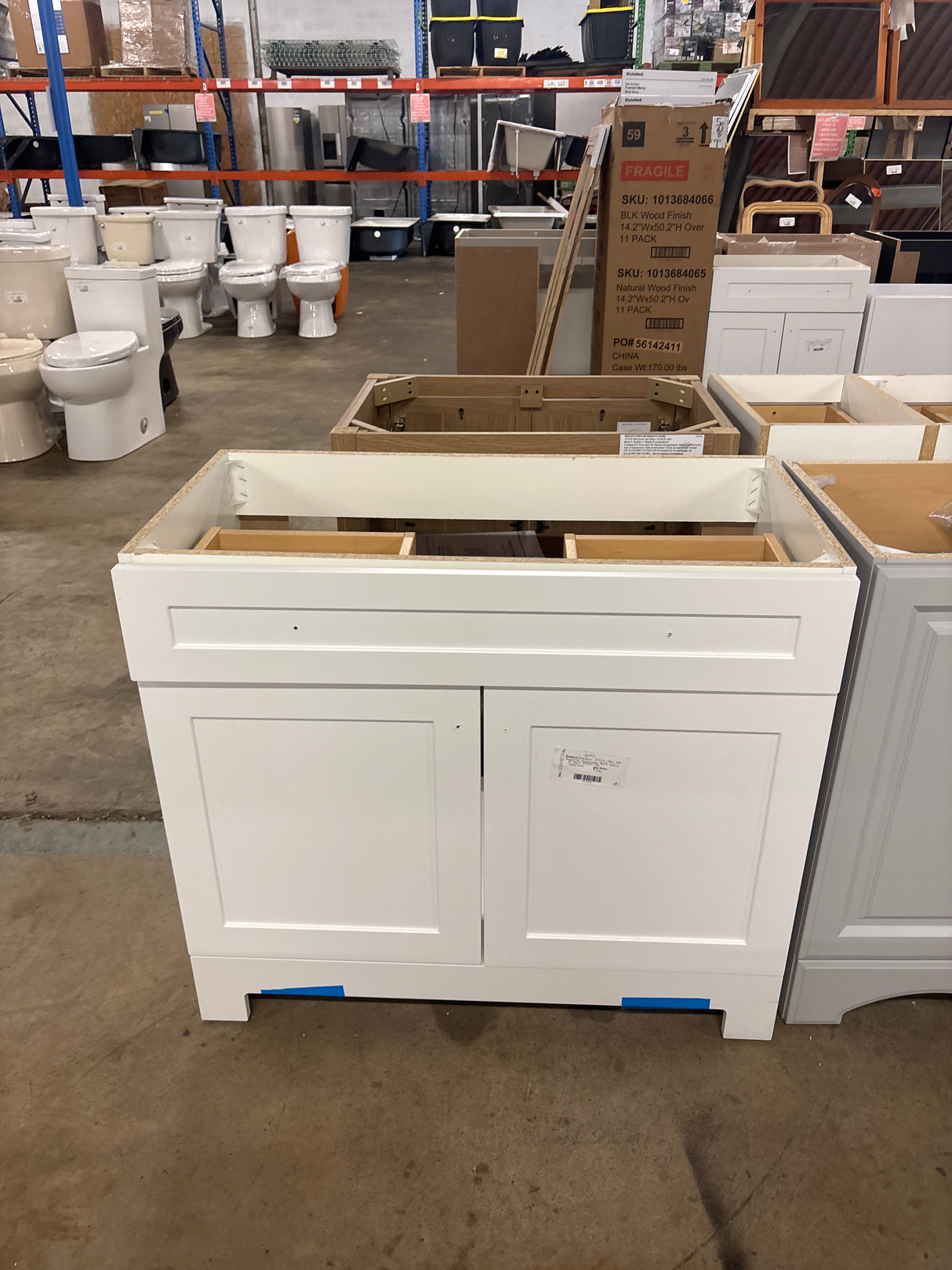 Everdean 37 in. W x 19 in. D x 34 in. H Single Sink Freestanding Bath Vanity in White without Top