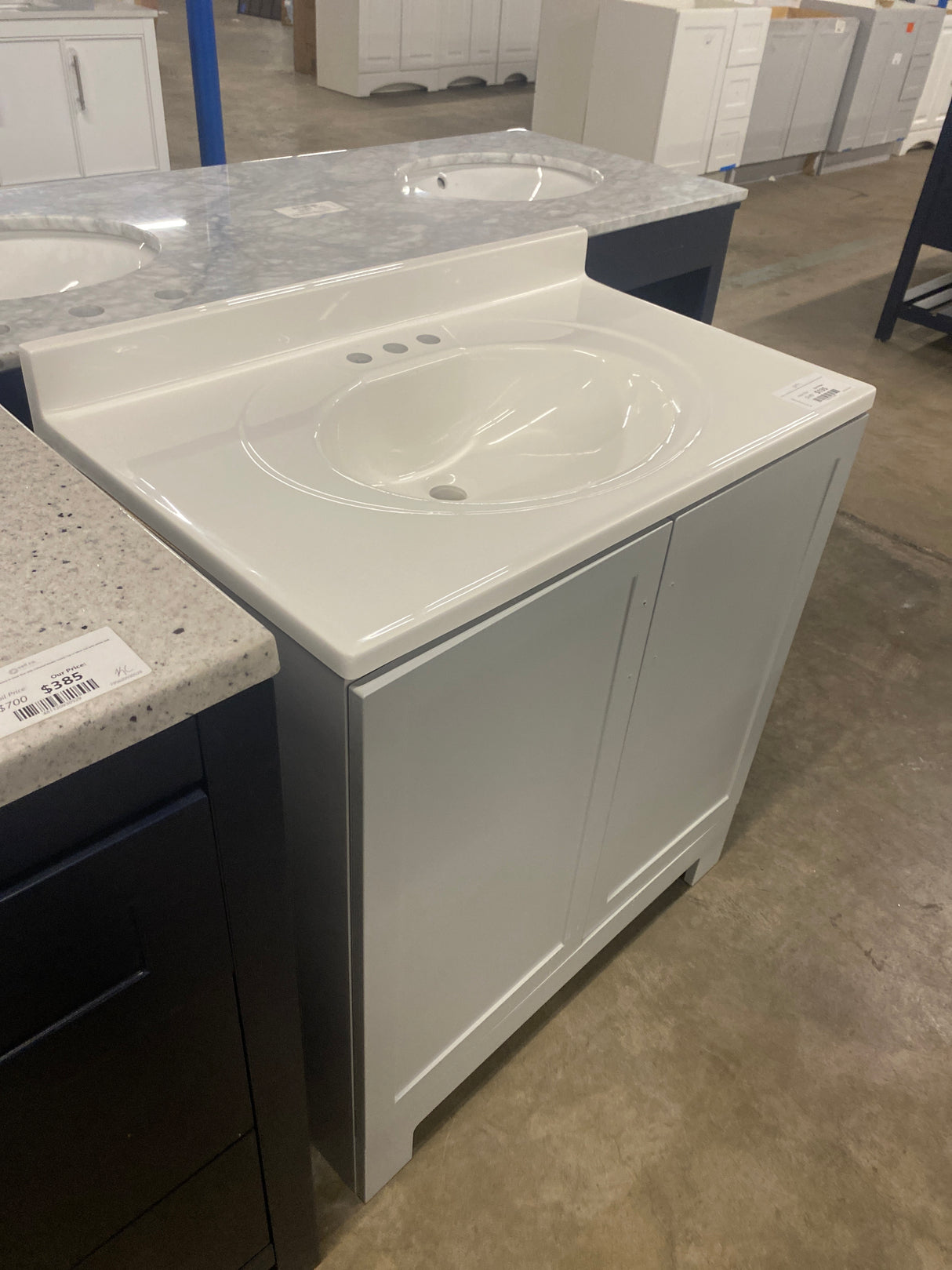 Oakley 31 in. Single Sink Pearl Gray Freestanding Bath Vanity with White Cultured Marble Top (Assembled)
