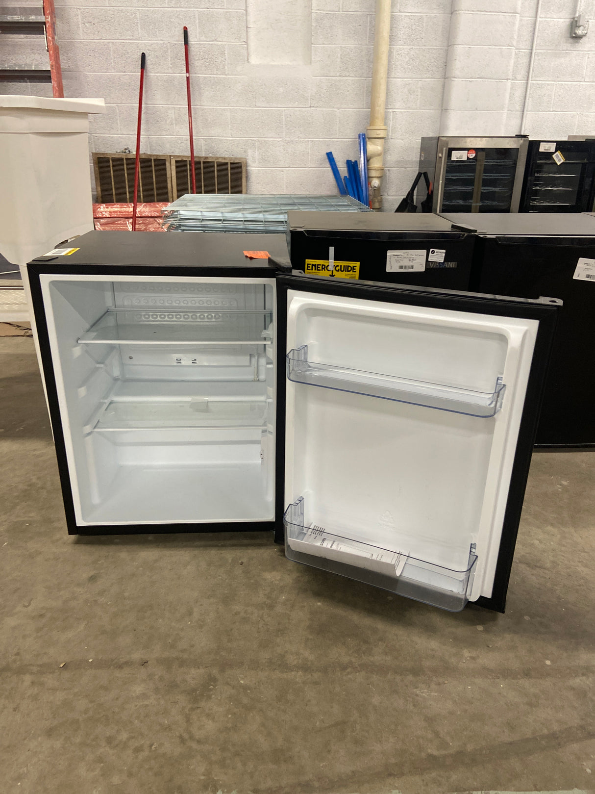 2.6 Cu. Ft. Mini Refrigerator in Black, ENERGY STAR