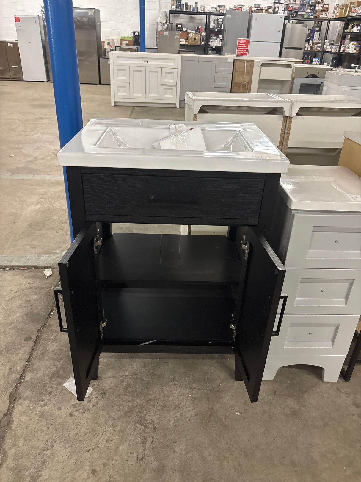 Cove 24 in. Single Sink Freestanding Rattan Bathroom Vanity in Black Oak with White Ceramic Top