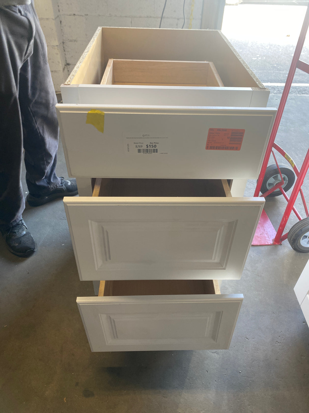 Hampton Satin White Raised Panel Assembled Drawer Base Kitchen Cabinet with Drawer Glides (18 in. x 34.5 in. x 24 in.)