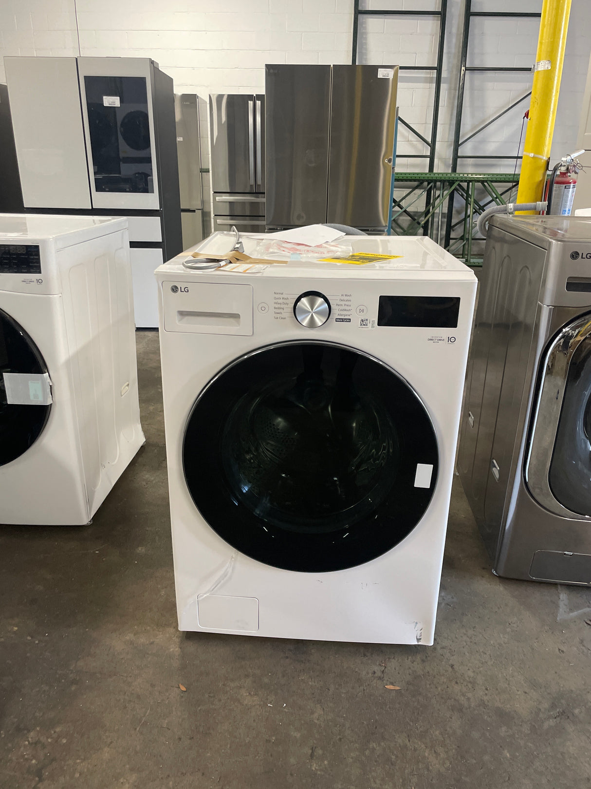 LG 5.0 cu. ft. Mega Capacity Smart Front Load Washer with TurboWash