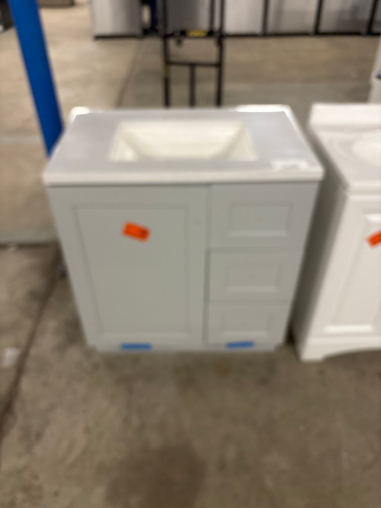 Bannister 31 in. W x 19 in. D x 35 in. H Single Sink Bath Vanity in Pearl Gray with White Cultured Marble Top