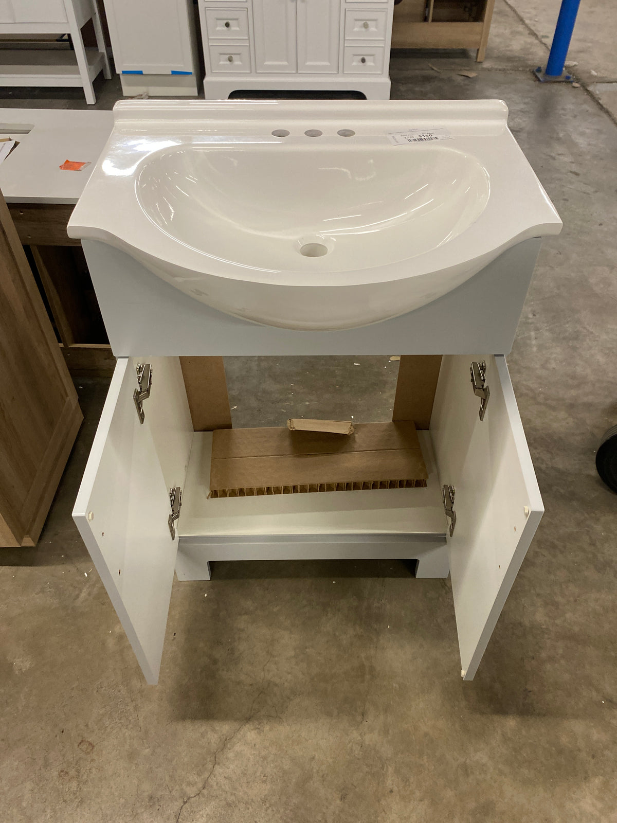 Weldon 25 in. Single Sink Pearl Gray Freestanding Bath Vanity with White Cultured Marble Top (Assembled)