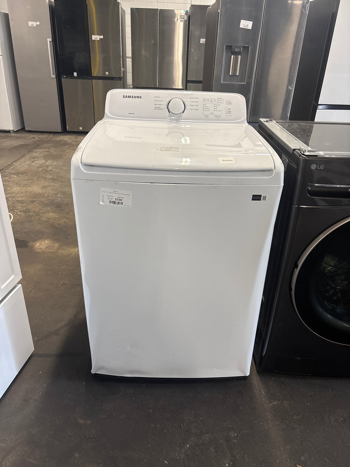 Samsung 4.1 cu. ft. Capacity Top Load Washer with Soft-Close Lid and 8 Washing Cycles