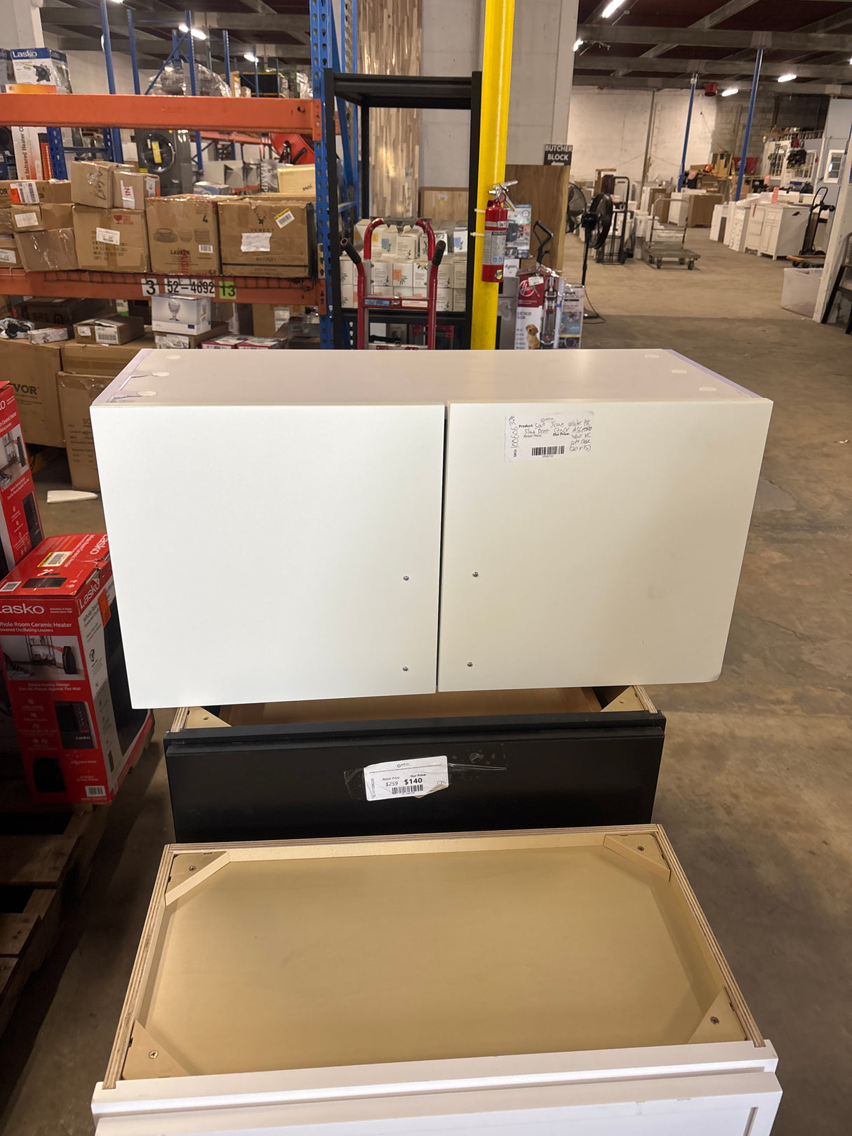 San Juan White PVC Slab Door Stock Assembled Wall Kitchen Cabinet with Soft-Close Doors 30 in. W x 15 in. H