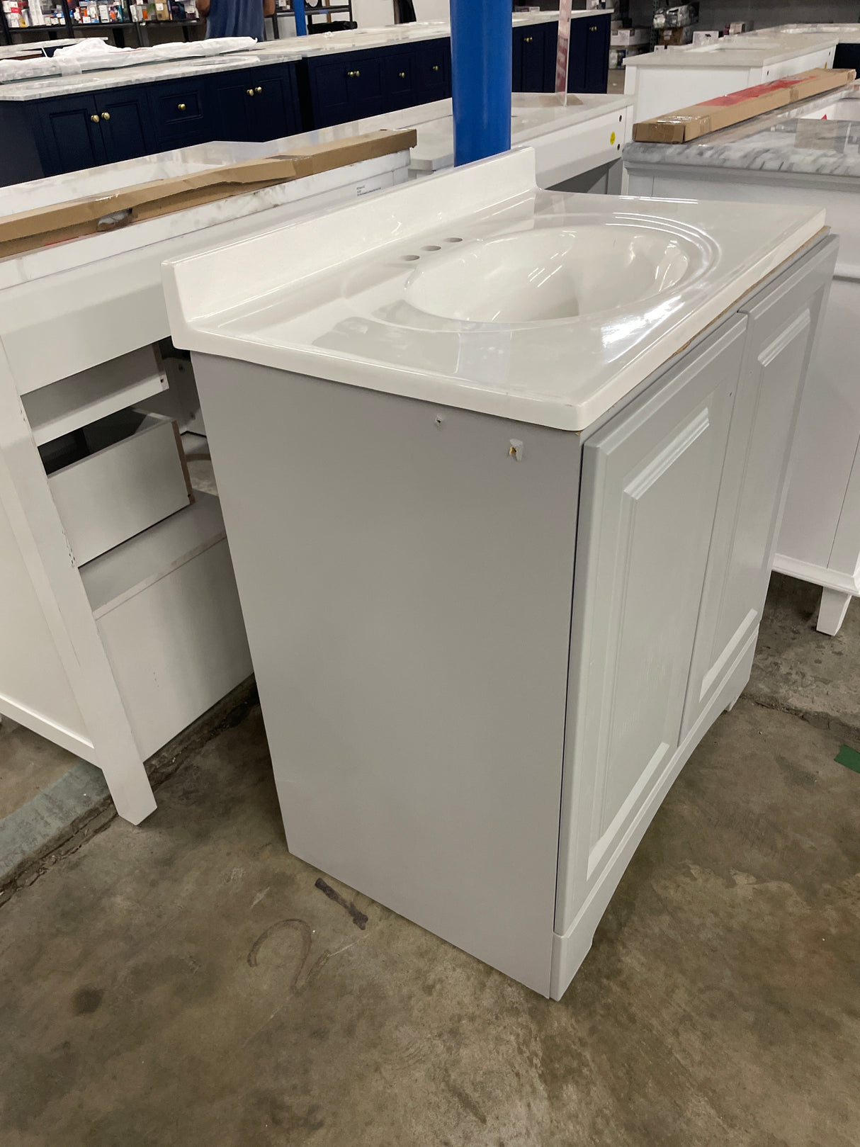 31 in. Single Sink Pearl Gray Bath Vanity with White Cultured Marble Top (Assembled)