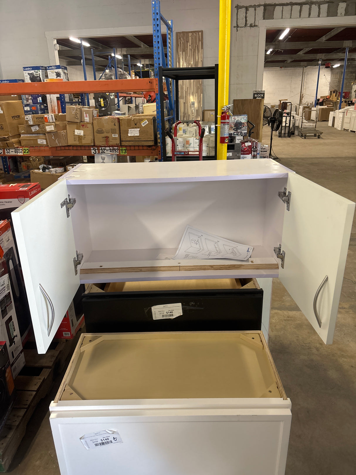 San Juan White PVC Slab Door Stock Assembled Wall Kitchen Cabinet with Soft-Close Doors 30 in. W x 15 in. H