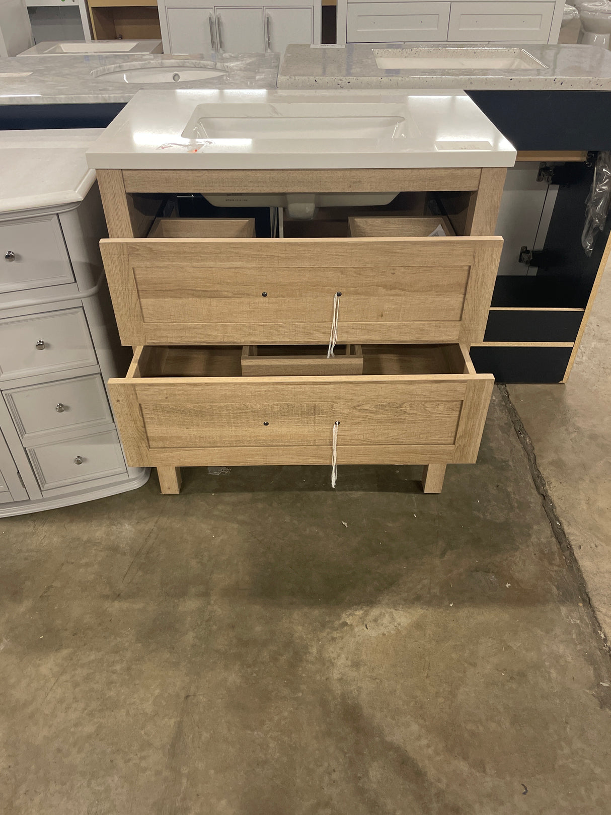Autumn 30 in. W x 19 in. D x 34 in. H Single Sink Bath Vanity in Weathered Tan with White Engineered Stone Top