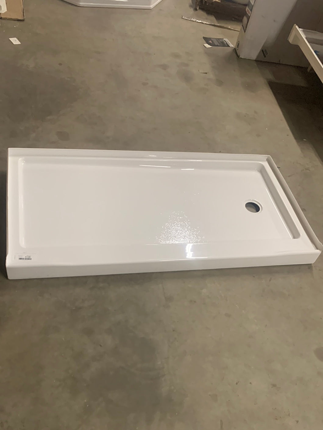 Classic 500 60 in. L x 30 in. W Alcove Shower Pan Base with Right Drain in High Gloss White
