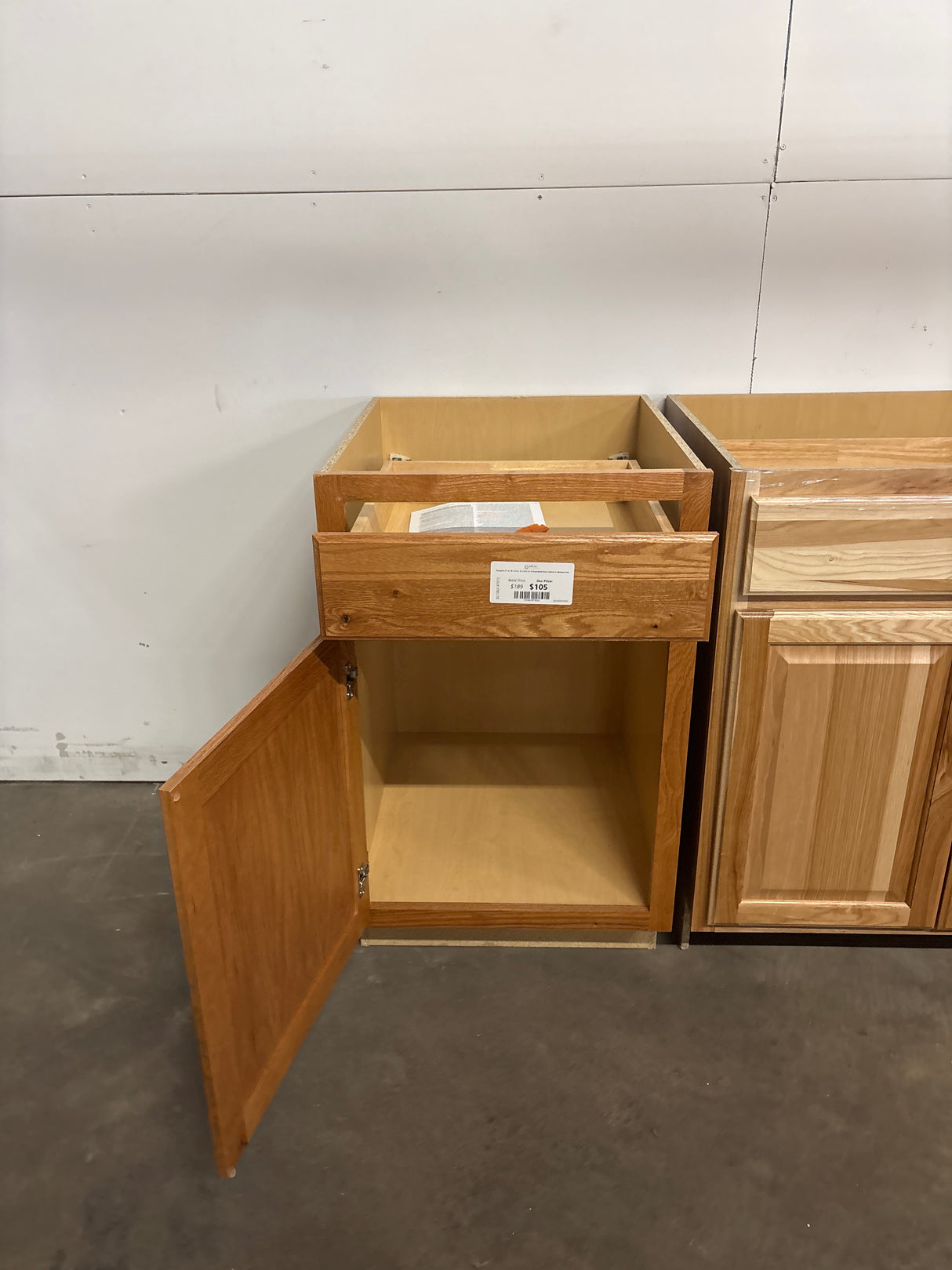 Hampton 21 in. W x 24 in. D x 34.5 in. H Assembled Base Cabinet in Medium Oak