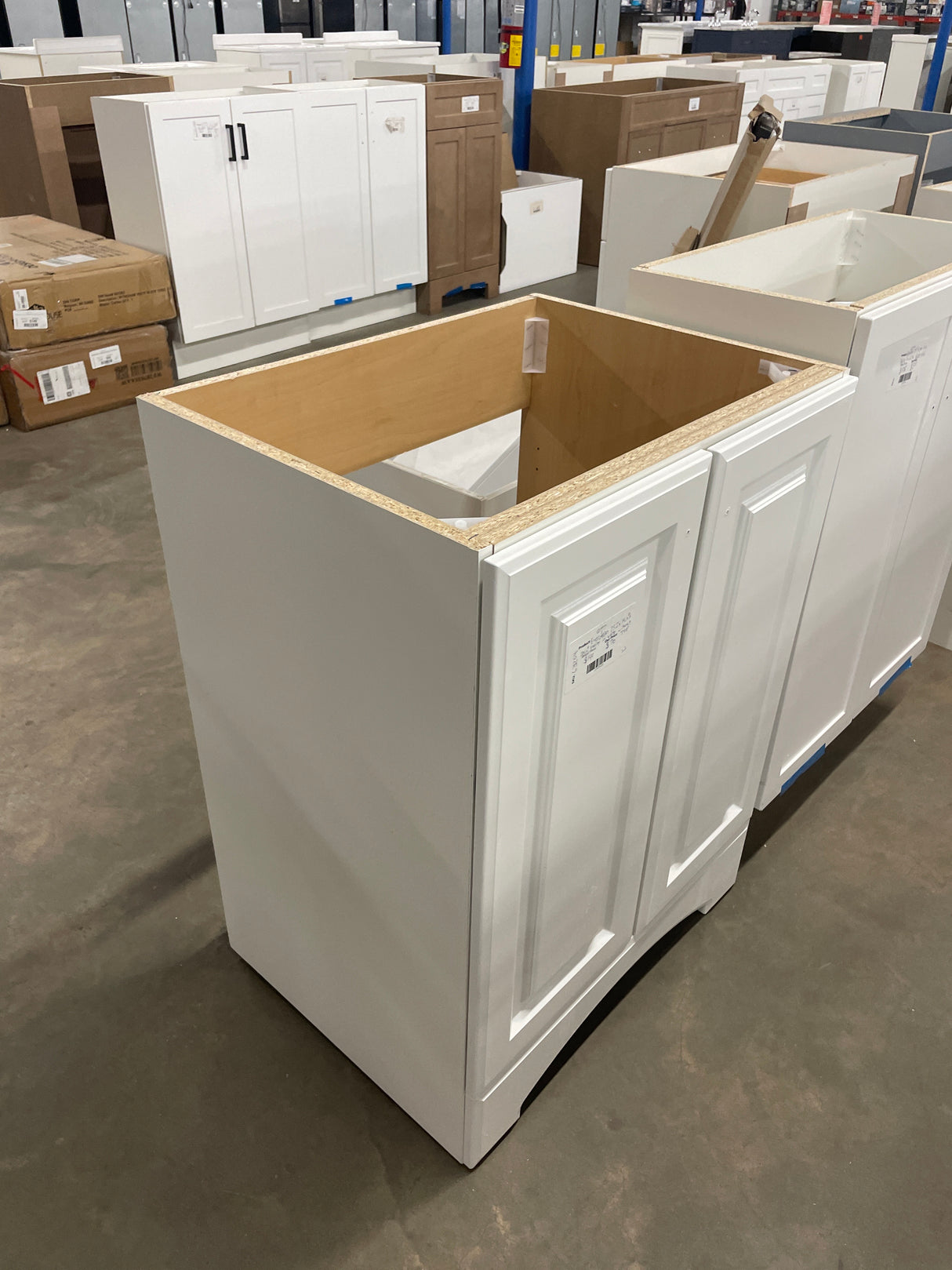 Everdean 25 in. W x 19 in. D x 34 in. H Single Sink Freestanding Bath Vanity in White without Top