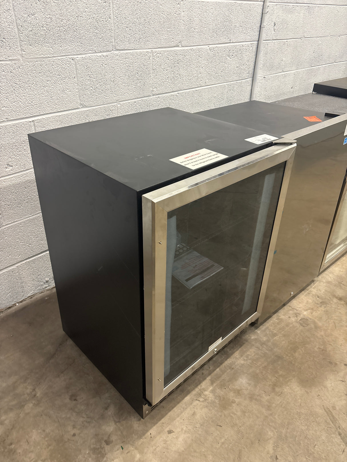 23.43 in. Single Zone 46 Bottle and 156 Cans Freestanding/Built-In Beverage and Wine Cooler in Black Stainless Steel