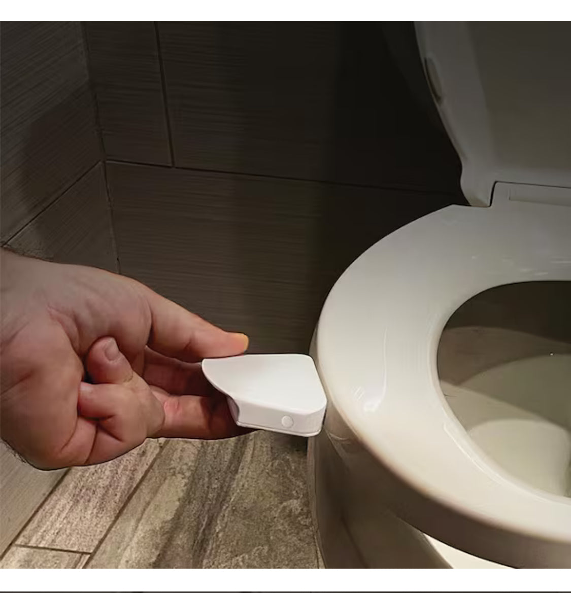 0.6-Watt Wireless LED Lighted Night Light Bulb Toilet Seat Handle