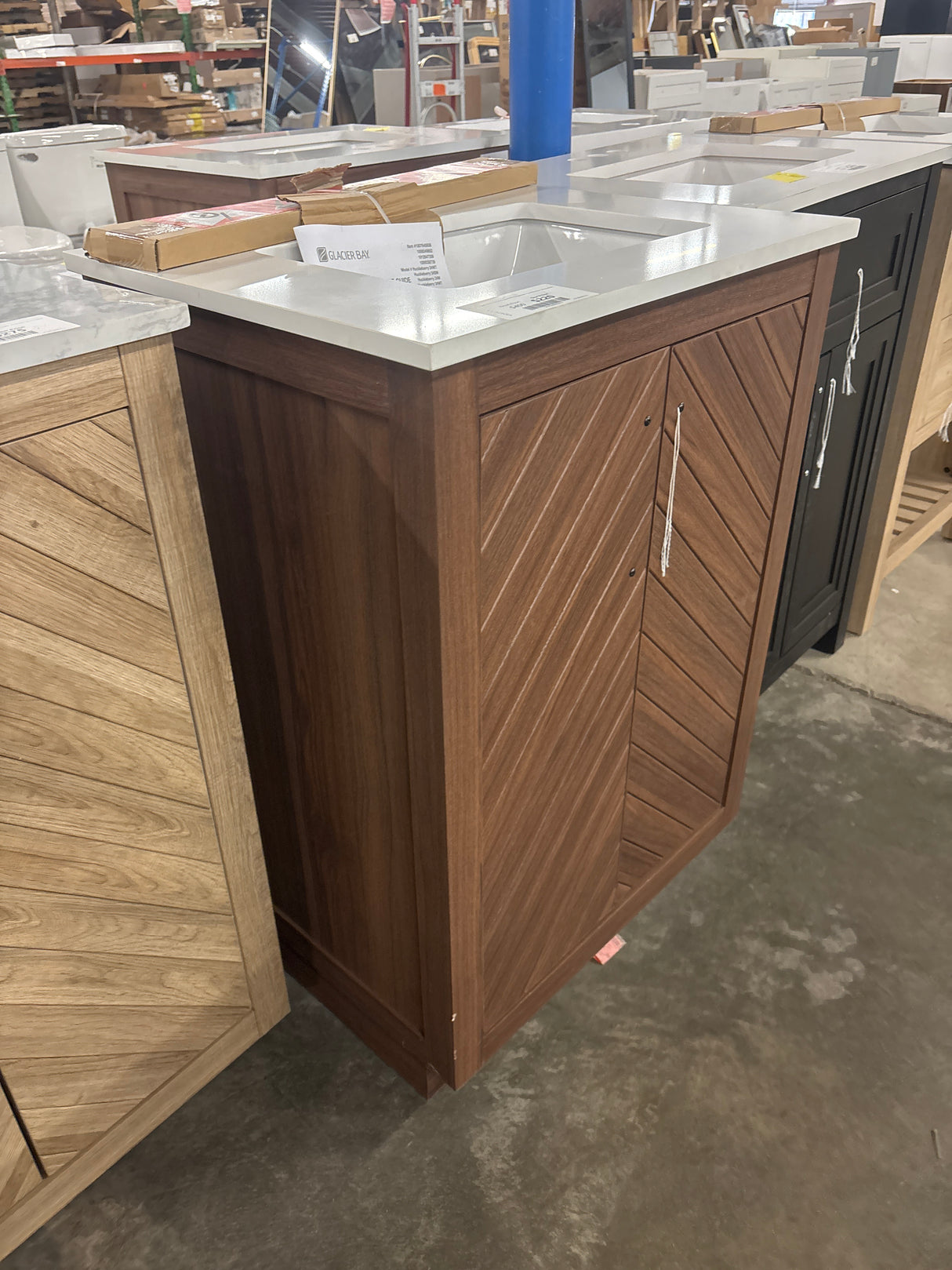 Huckleberry 24 in. Single Sink Spiced Walnut Bath Vanity with White Engineered Stone Top (Assembled)