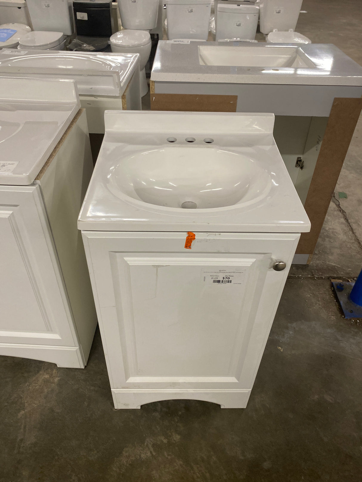 19 in. W x 18 in. D x 34 in. H Single Sink Freestanding Bath Vanity in White with White Cultured Marble Top