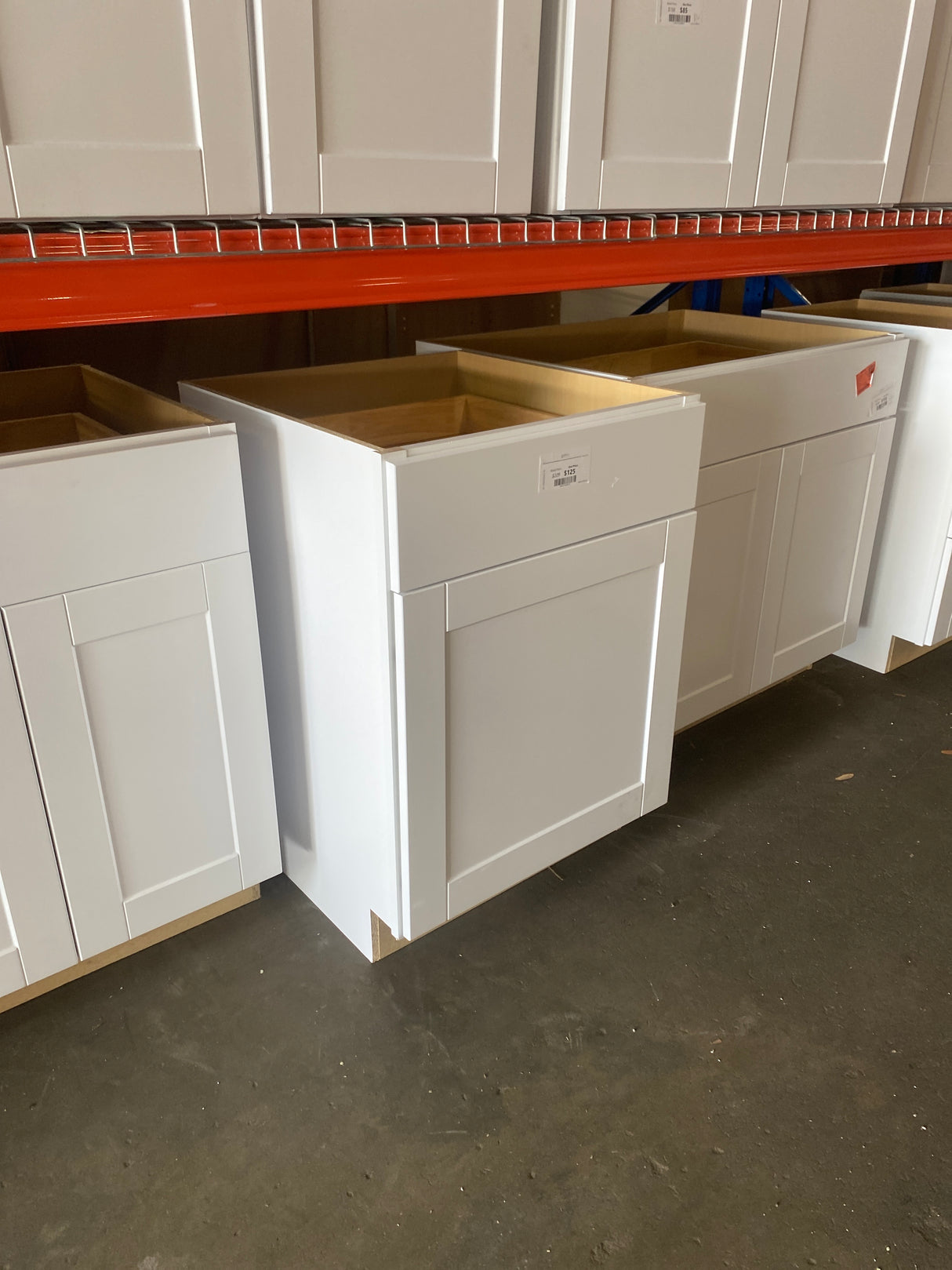 Shaker Satin White Stock Assembled Base Kitchen Cabinet with Ball-Bearing Drawer Glides (24 in. x 34.5 in. x 24 in.)