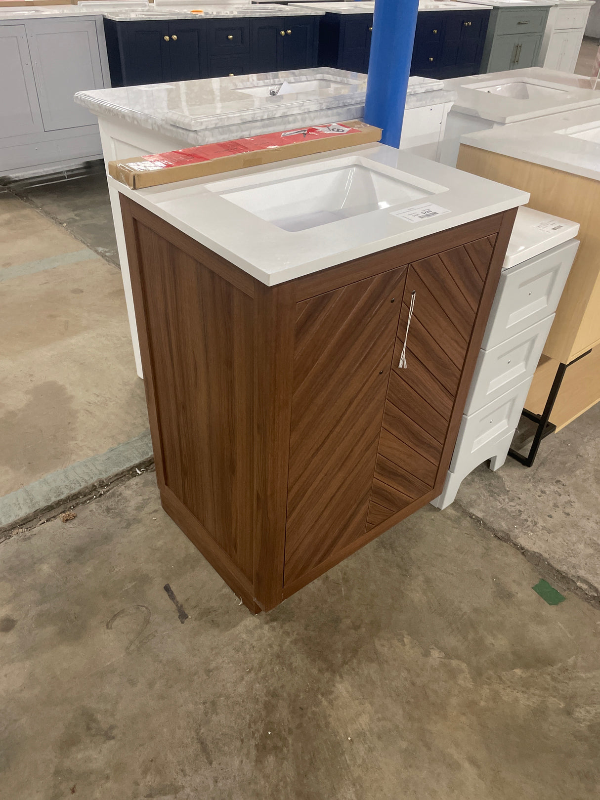 Huckleberry 24 in. Single Sink Spiced Walnut Bath Vanity with White Engineered Stone Top (Assembled)