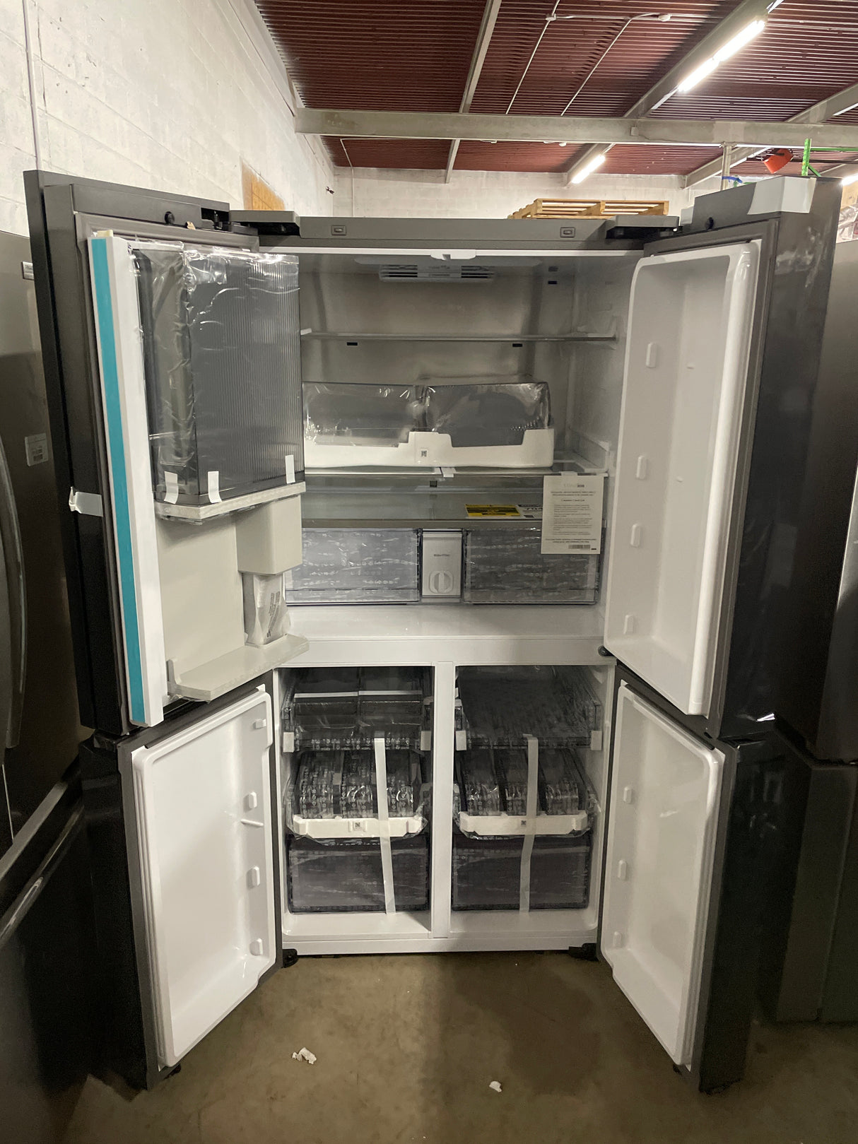 Samsung - 36 in. Wide Bespoke 29 Cu. Ft. 4-Door Flex French Door Refrigerator