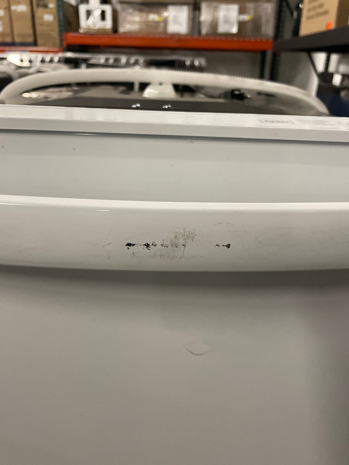24 in Top Control Built In Tall Tub Dishwasher with Plastic Tub in White with 4-cycles