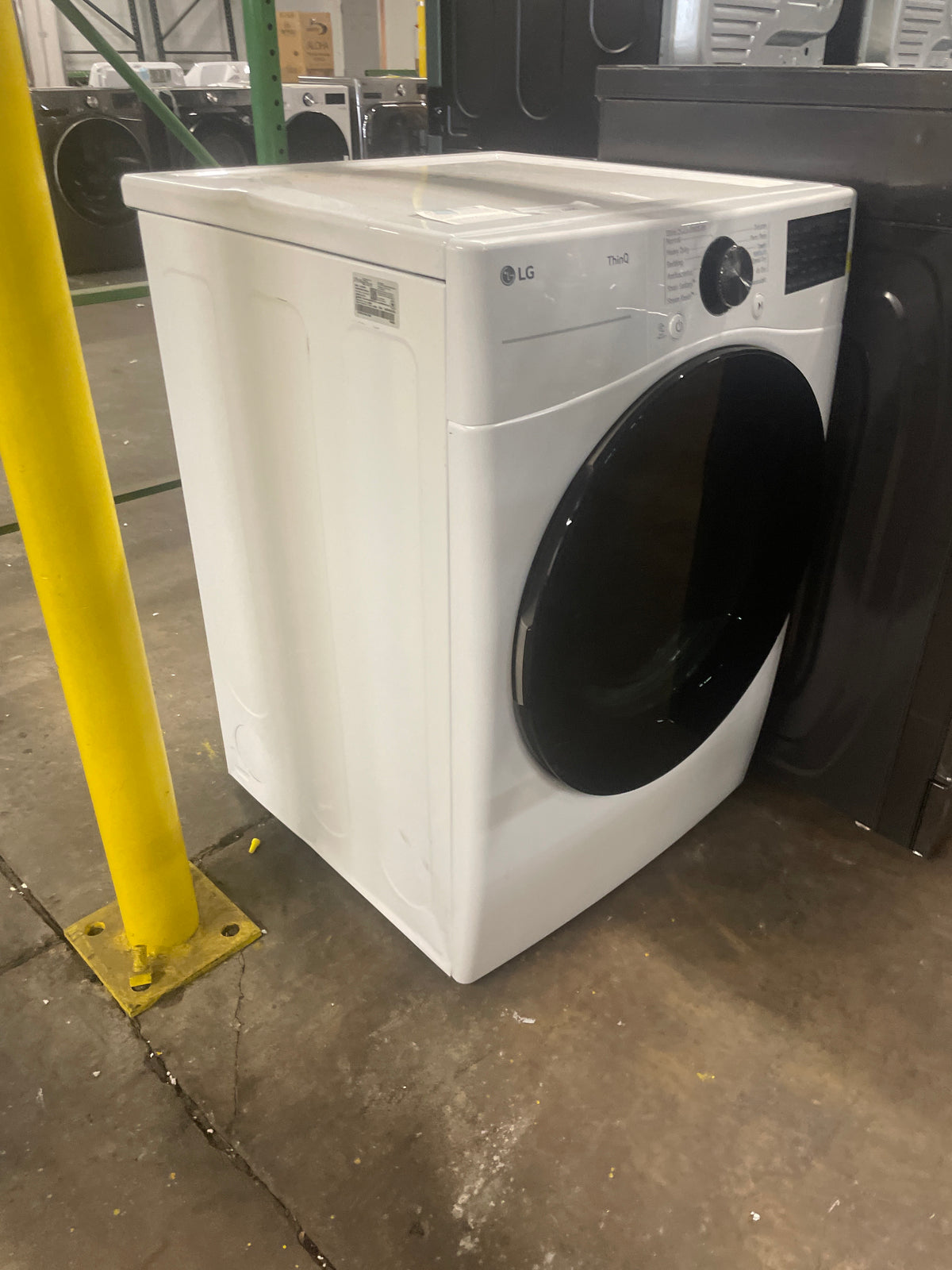 LG 7.4 cu. ft. Gas Dryer with TurboSteam and Built-In Intelligence